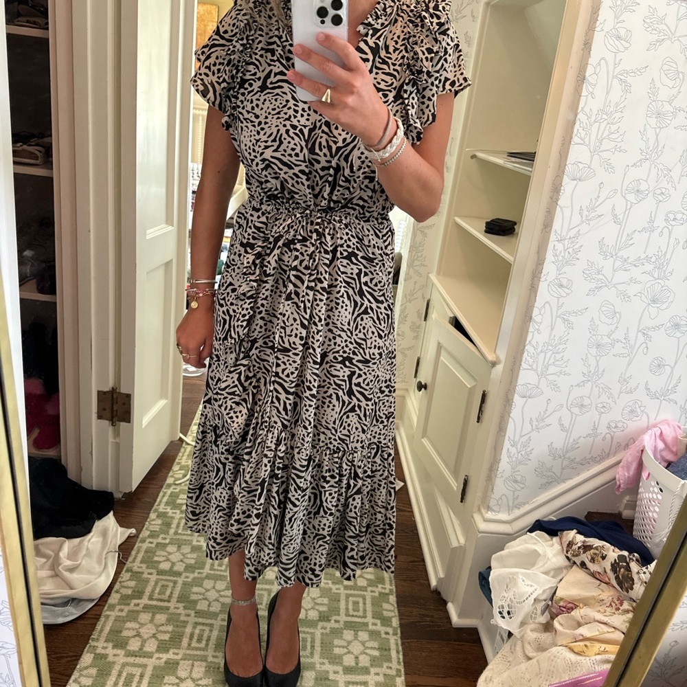Flowy Black and White Patterned Dress